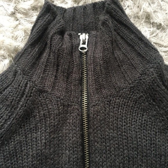 Wool knit sweater poncho - NEW CONDITION - Picture 3 of 7